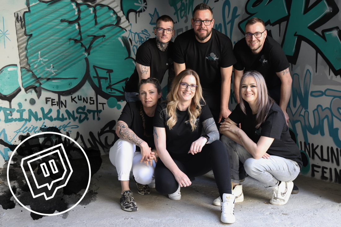 das feINKunst Tattoo Team - Carl, Oli, Basti, Nadine, Christin und Anja kann man jetzt auch bei Twitch live verfolgen